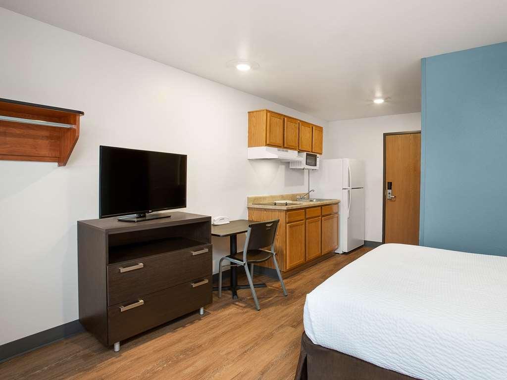 Extended Stay America Select Suites - Charleston - Ashley Phosphate Rd Hanahan Room photo